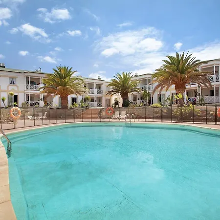 Relax Holidays Apartment *